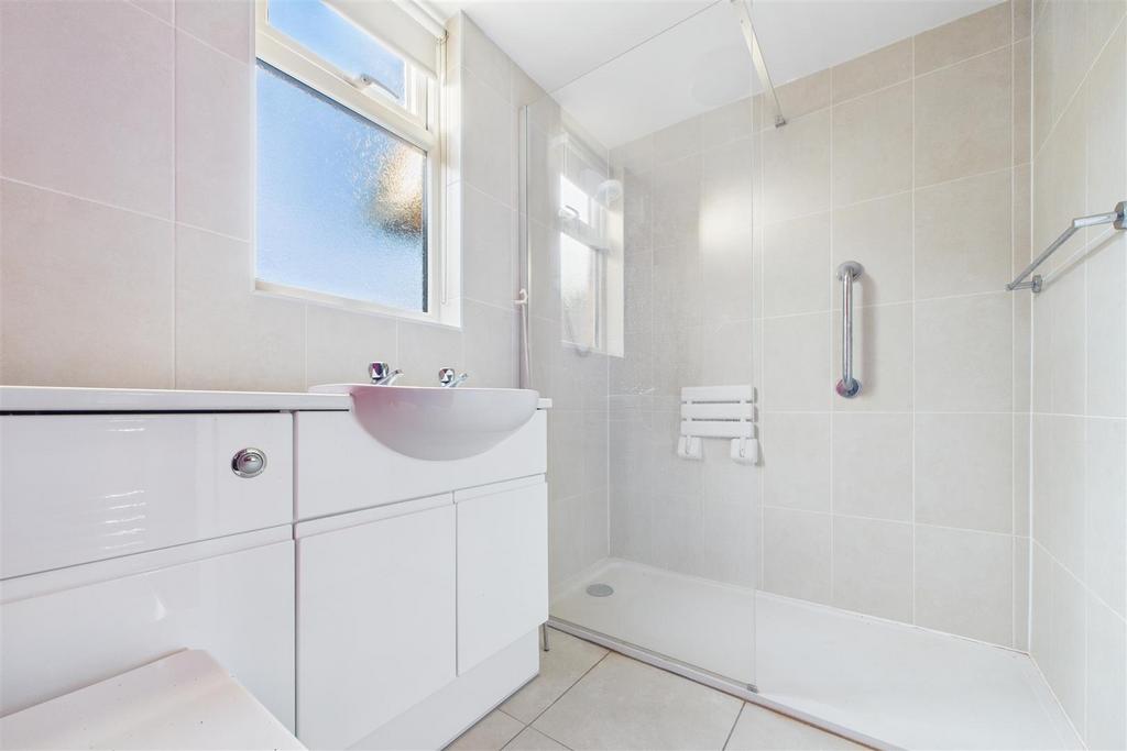 CAM01894 G0-PR0249-STILL031.jpg