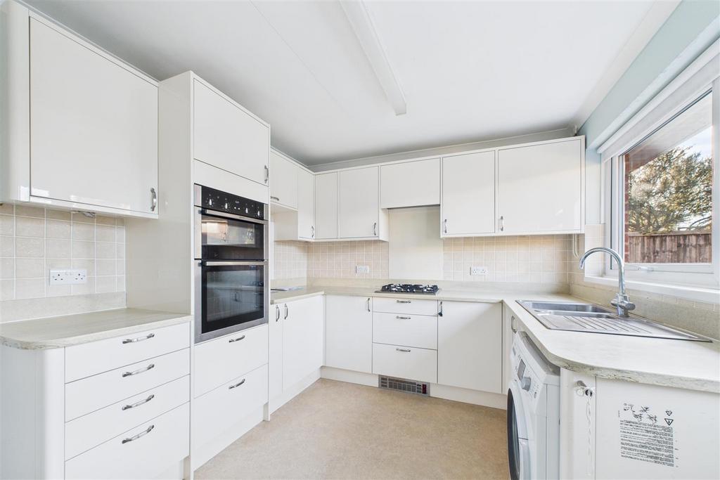 CAM01894 G0-PR0249-STILL016.jpg