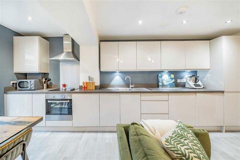 2 bedroom flat to rent, Sidney Road, London SW9
