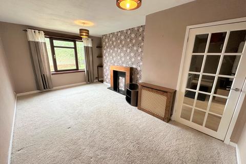 3 bedroom flat to rent, Loganlee Terrace, Dundee, DD2