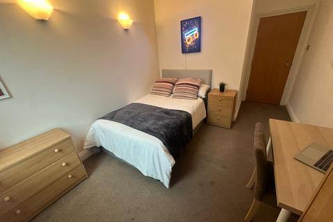 undefined, Lanark Square, London E14