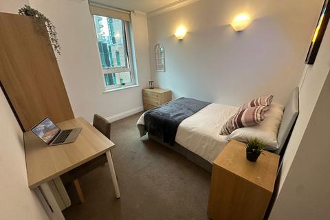 undefined, Lanark Square, London E14