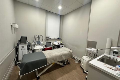 Retail property (high street) to rent, 171-171A Finchley Rd London NW3 6LB