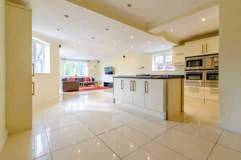 undefined, Lodge Lane, Chalfont St. Giles, Buckinghamshire, HP8