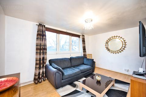 2 bedroom maisonette to rent, Alfred Street, Mile End, Bow, London, E3