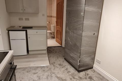 undefined, Mandeville Road, Northolt UB5