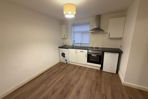 1 bedroom flat for sale, Whingate, Leeds