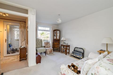 undefined, Sanfield Close, Shirley