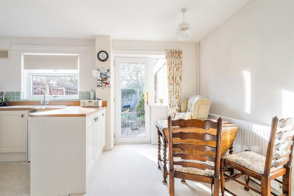 15 Sandfield Close 13.jpg