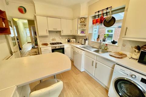 undefined, Elmfield Road, Potters Bar EN6