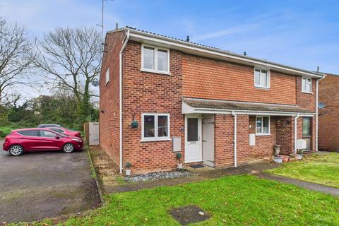 undefined, Meadway, Buckingham, MK18 1BL