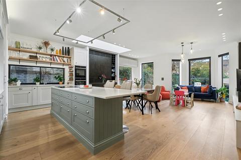Windsor Road, Finchley, London, N3