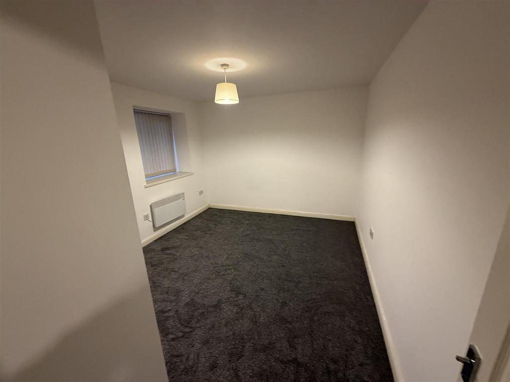 Bedroom :