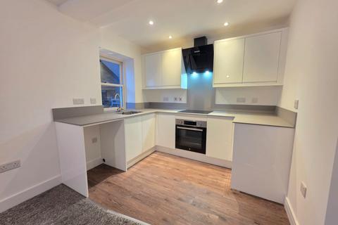 2 bedroom flat to rent, North Walls, Stafford, ST16 3ET