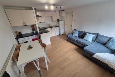 1 bedroom apartment to rent, Birch Court, Brighton Grove, Fallowfield