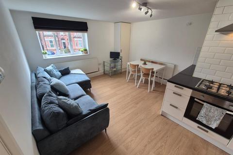 1 bedroom apartment to rent, Birch Court, Brighton Grove, Fallowfield