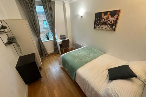 undefined, Lanark Square, London E14