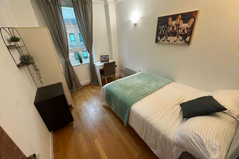 undefined, Lanark Square, London E14