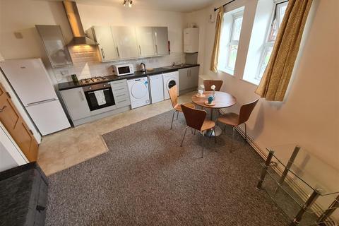 2 bedroom apartment to rent, David Navin Court, Anson Road, Victoria Park