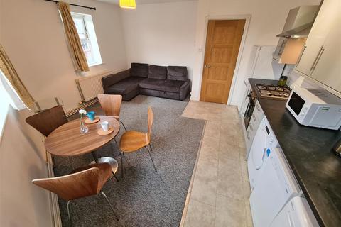 2 bedroom apartment to rent, David Navin Court, Anson Road, Victoria Park