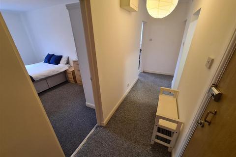 2 bedroom apartment to rent, David Navin Court, Anson Road, Victoria Park