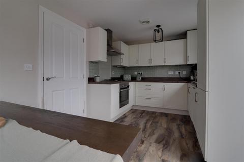 3 bedroom semi-detached house for sale, Maurice Shill Close, Great Oldbury, Stonehouse