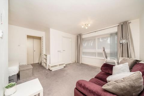 undefined, Kent Avenue, London W13