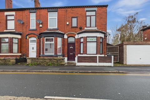 3 bedroom semi-detached house to rent, Talbot Road, Hyde, SK14 4EU