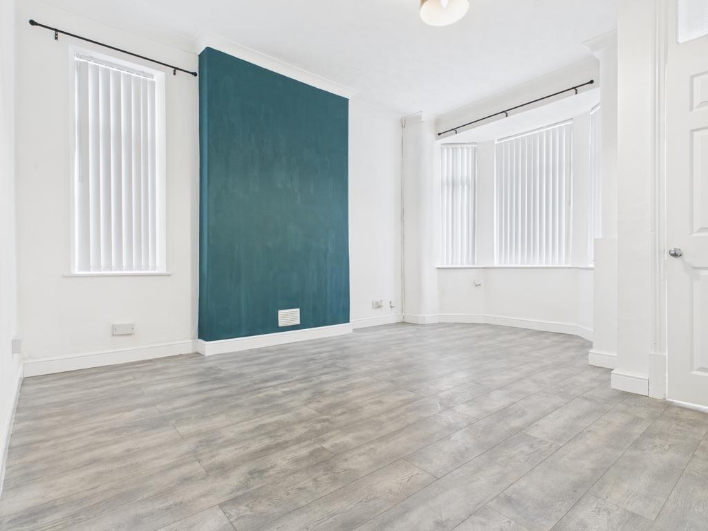 Cam03729 g0 pr0182 still010