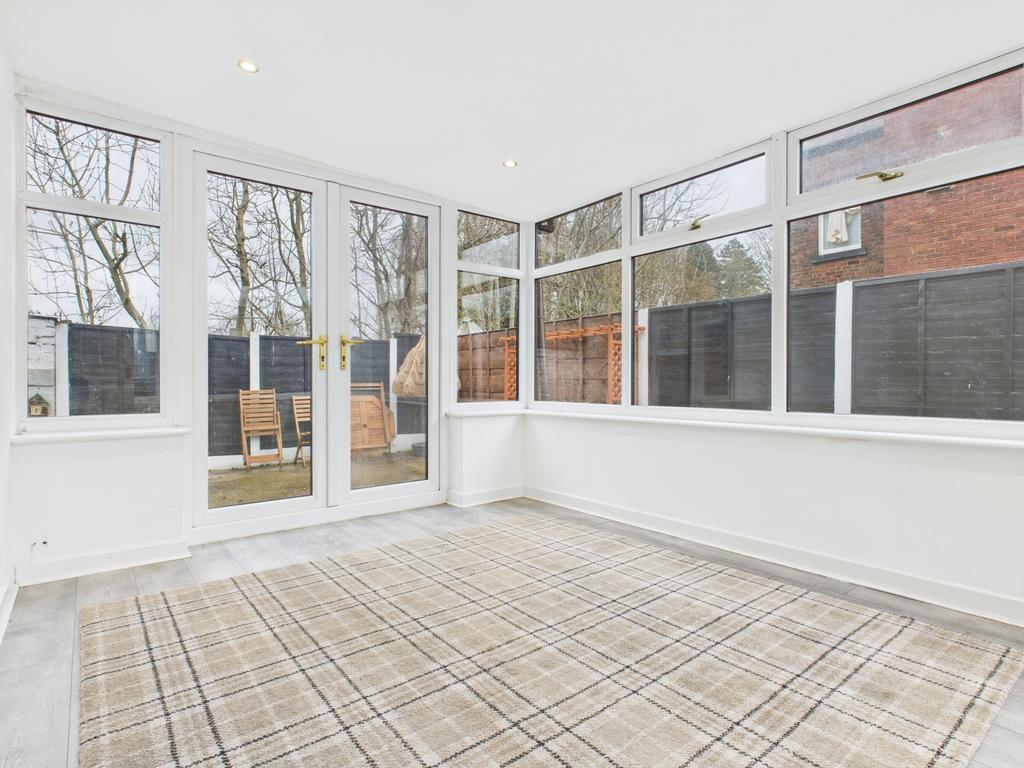 Cam03729 g0 pr0182 still008