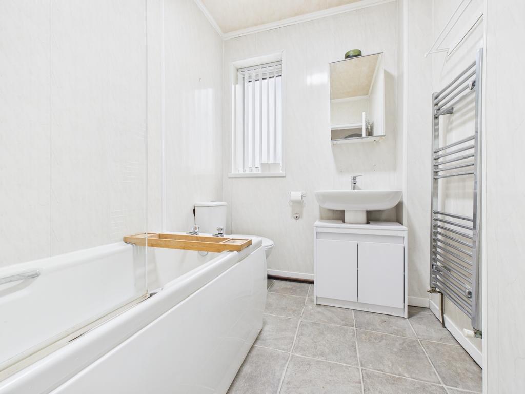 Cam03729 g0 pr0182 still003