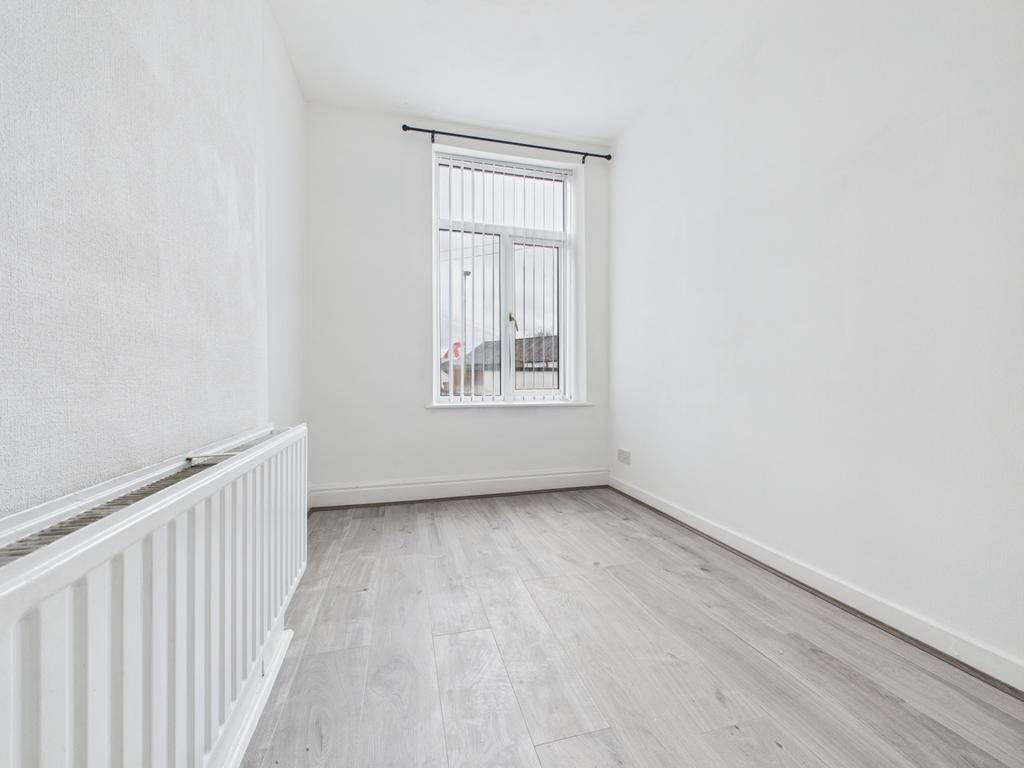 Cam03729 g0 pr0182 still001