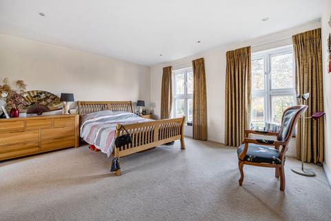 4 bedroom end of terrace house for sale, Jubilee Terrace, Chichester, PO19