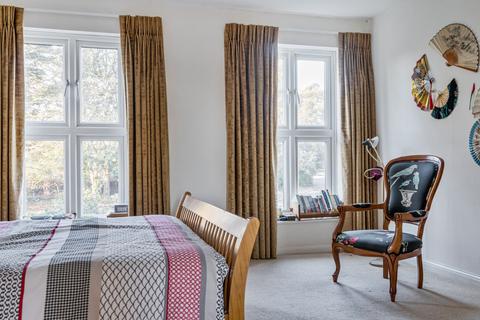 4 bedroom end of terrace house for sale, Jubilee Terrace, Chichester, PO19