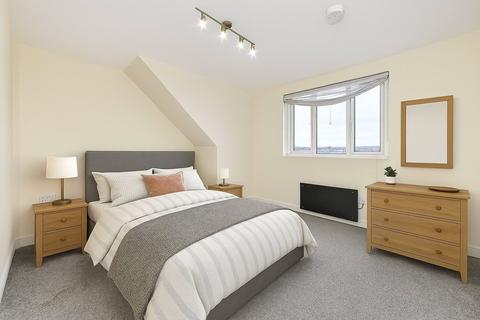 4 bedroom flat to rent, London Road, London, SW16