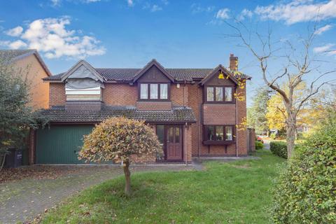 4 bedroom detached house for sale, Mount Grace Road, Loughborough, LE11