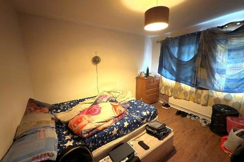 undefined, Hitchin Road, Luton, Bedfordshire, LU2 0EU
