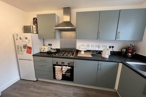 2 bedroom terraced house to rent, Acorn Lane, Leicester LE8