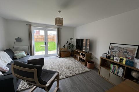 2 bedroom terraced house to rent, Acorn Lane, Leicester LE8