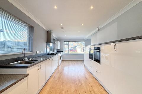 3 bedroom detached bungalow for sale, The Gorseway, Bexhill-on-Sea, TN39