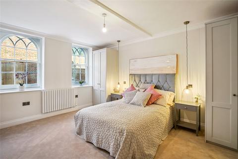 2 bedroom apartment for sale, The Old Post House, London End, Beaconsfield, Buckinghamshire, HP9
