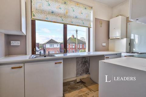 2 bedroom flat to rent, Fairmile Road, Christchurch, BH23