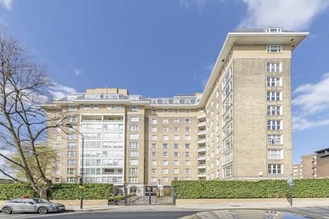 St. Johns Wood Park, London NW8