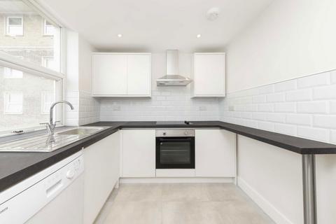 3 bedroom flat to rent, St. Johns Wood Park, London NW8