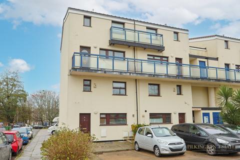 3 bedroom ground floor maisonette for sale, Madden Road, Plymouth PL1