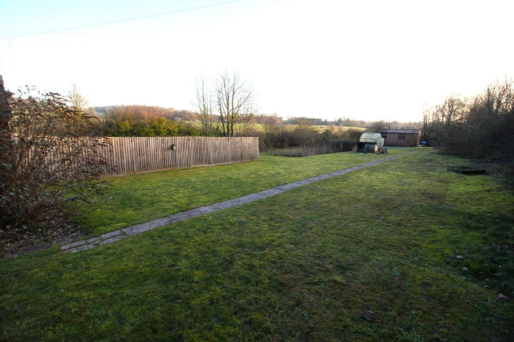 Cottage 1 Garden and view