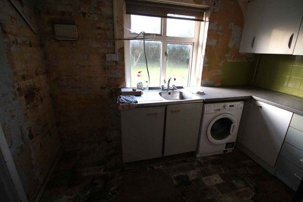 Cottage 1 Kitchen