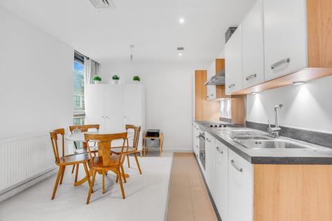 1 bedroom flat to rent, City Road, London EC1V