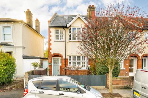 Robinson Road, London SW17