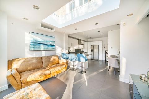 undefined, Robinson Road, London SW17